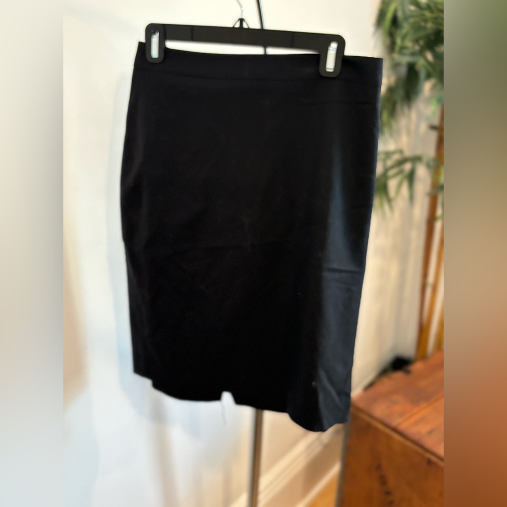 Short work pencil skirt
